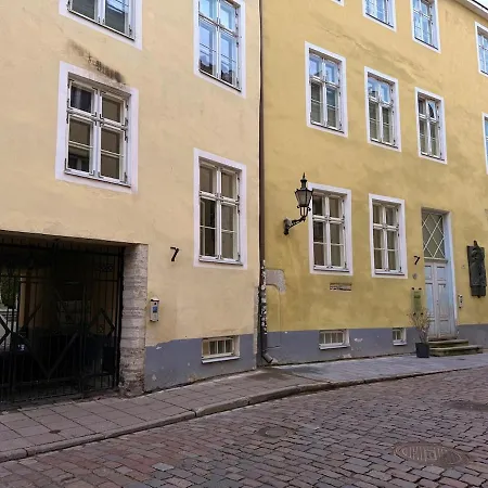 Cozy Loft In The Heart Of Old Town * 탈린